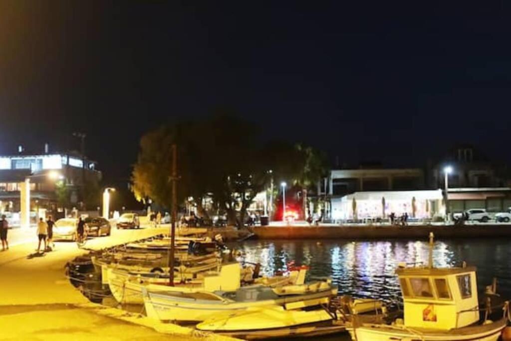 Πολυτελές Διαμέρισμα 3 Χαλκίδα-Παραλία Αυλίδος Paralia Avlidhos Eksteriør bilde