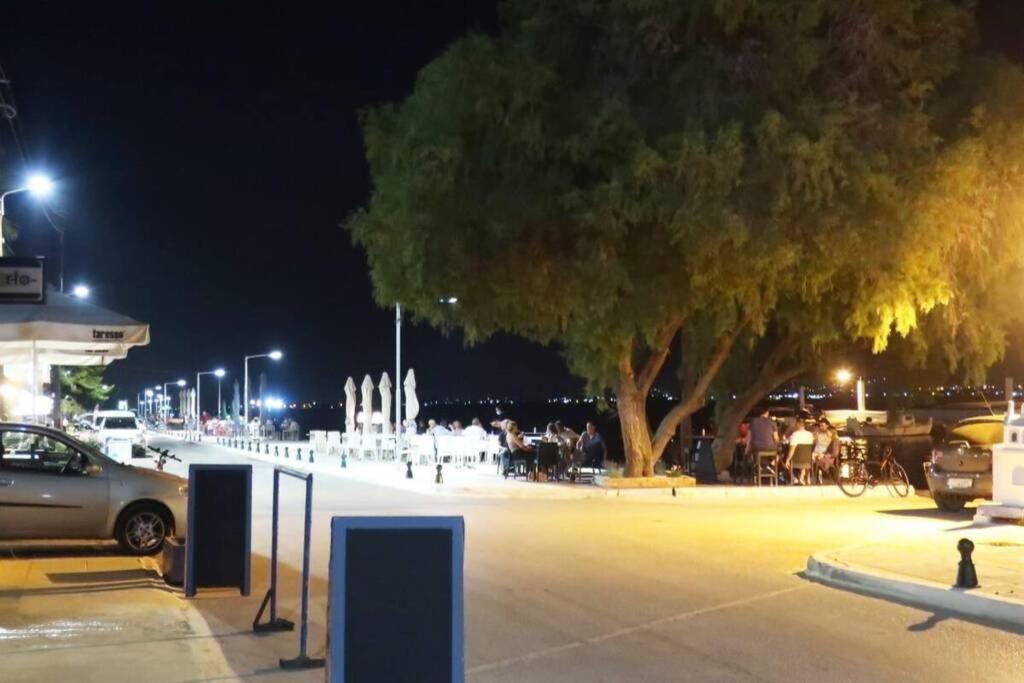 Πολυτελές Διαμέρισμα 3 Χαλκίδα-Παραλία Αυλίδος Paralia Avlidhos Eksteriør bilde